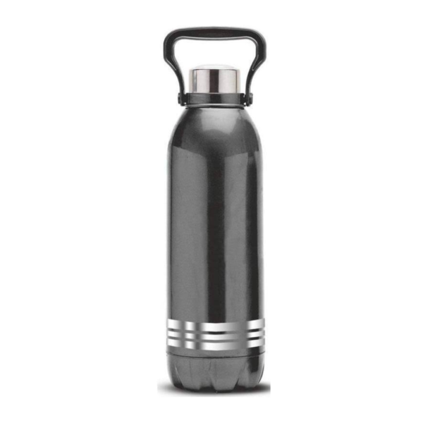 EASY TO CARRY, CLEAN & STORE: Unlike plastic bottles that can develop a yellow tint with long-term usage, our stainless steel water bottles are very easy to keep hygienic and can be cleaned with hot water and dish soap just like your other kitchen items. HOT AND COLD WATER BOTTLE: Our insulated steel water bottle comes with a double wall technology that keeps your water cold for 24 hours and hot for 18 hours so that you can sip through the day without worry. It can also be used as a flask for tea, coffee or other beverages! LEAK-PROOF AND EASY TO USE: This bottle’s ergonomic design, shatter-proof and leak-proof features make it the perfect companion that will keep you hydrated on the go. FAMILY SAFE & ECO-FRIENDLY: Our 8/18 304 Food Grade Stainless Steel Bottle is Rust-free and super durable. Our insulated stainless steel bottle is the ultimate sustainable choice for your family and can be reused everyday without any waste. DAILY SOURCE OF SUSTAINABLE HYDRATION: The Better Home Stainless Steel Insulated Water Bottle is BPA free and helps keep you and your family hydrated without worrying about any bacterial development or toxic substances leaking into your water unlike plastic bottles.