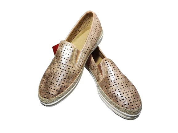 Discover comfort and style with GNX Women's Casual Loafer Shoes